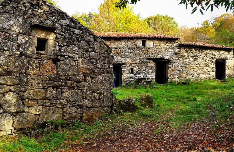 Sequeiros de Pena Folenche, Spain